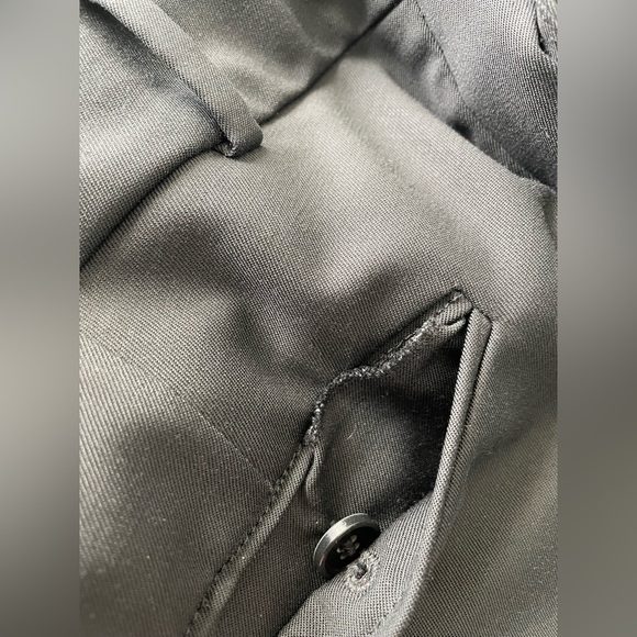 Fully lined black dress pants - Picture 7 of 8